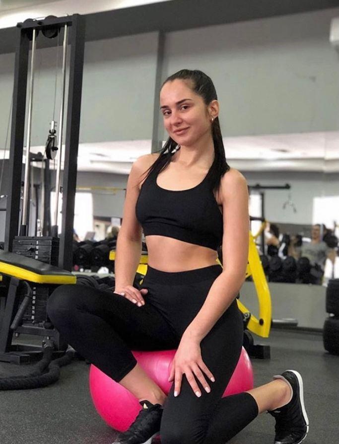 🎥 Наденька привлекательная девушка из Раменского цена от 5000 руб